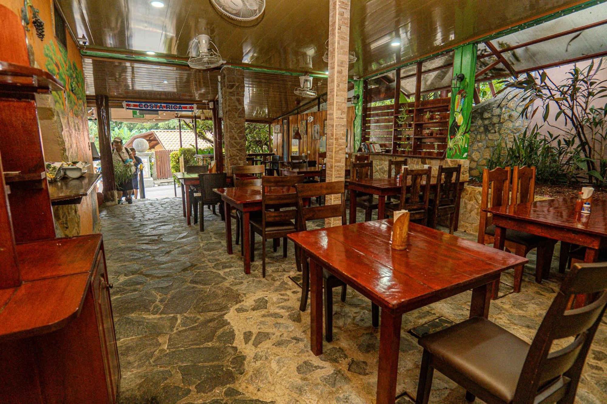 Costa Linda Art Hostel Nationalpark Nationalpark Manuel Antonio Exterior foto