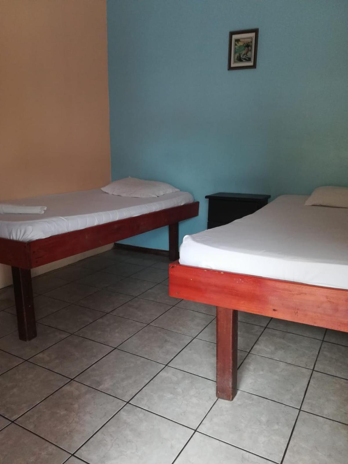 Costa Linda Art Hostel Nationalpark Nationalpark Manuel Antonio Exterior foto
